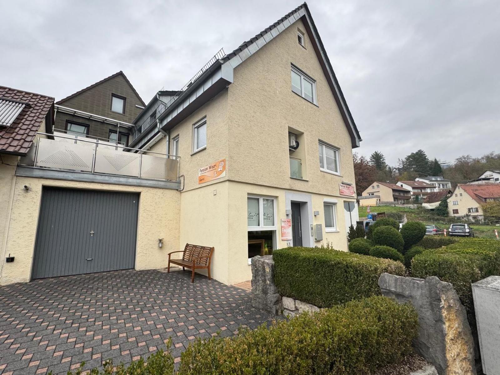 Gaestezimmer , Pension Wauri Waldenbuch Bagian luar foto